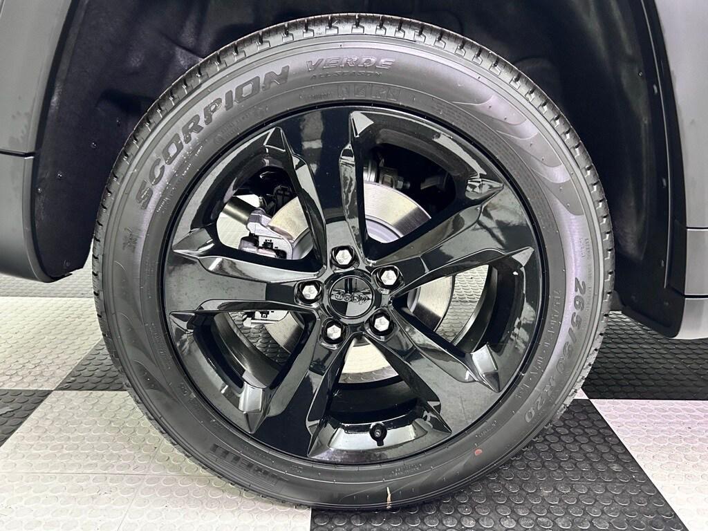new 2025 Jeep Grand Cherokee car, priced at $46,730