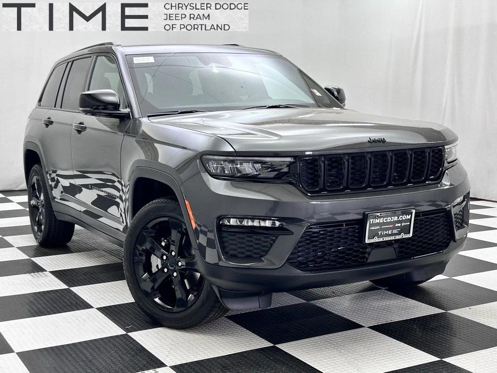 new 2025 Jeep Grand Cherokee car, priced at $46,730