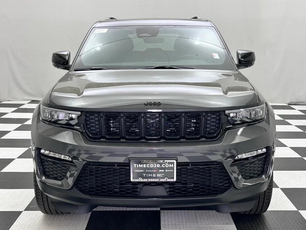 new 2025 Jeep Grand Cherokee car, priced at $46,730