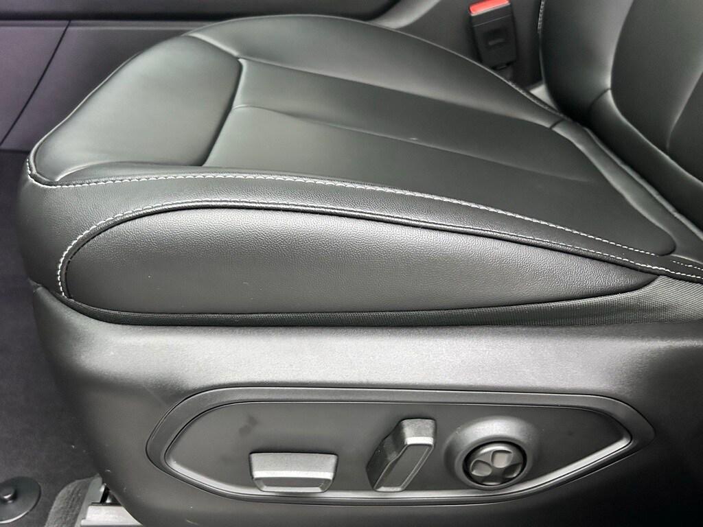 new 2025 Jeep Grand Cherokee car, priced at $46,730