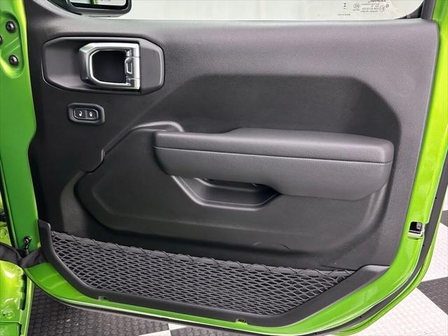 new 2025 Jeep Wrangler car