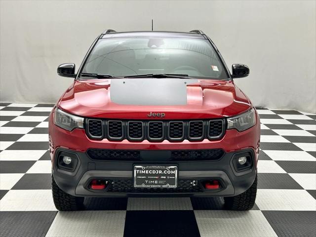 new 2025 Jeep Compass car, priced at $39,590