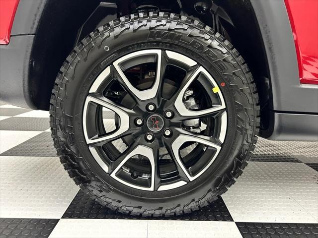 new 2025 Jeep Compass car, priced at $39,590