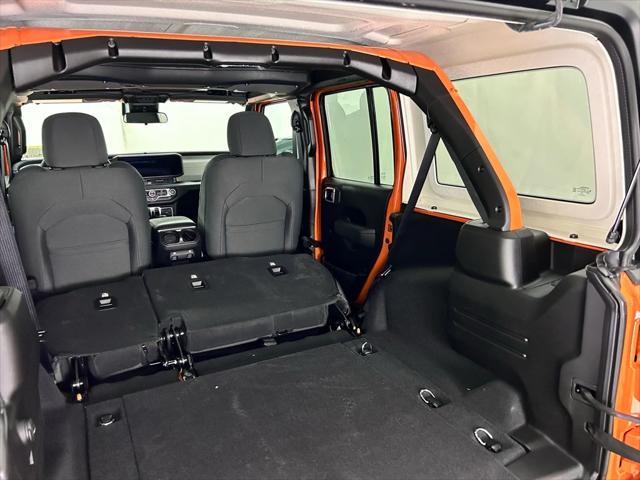 new 2025 Jeep Wrangler car