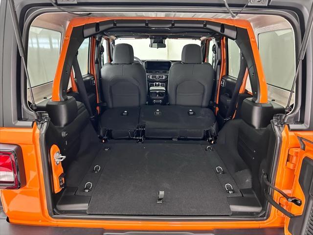 new 2025 Jeep Wrangler car