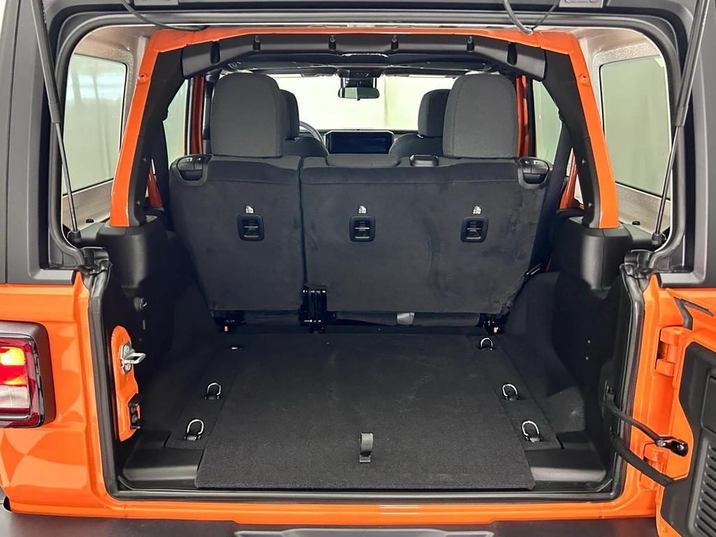 new 2025 Jeep Wrangler car, priced at $46,699