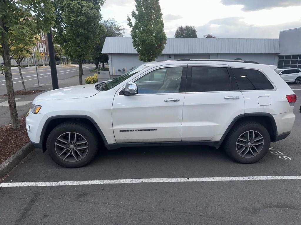 used 2018 Jeep Grand Cherokee car, priced at $20,990