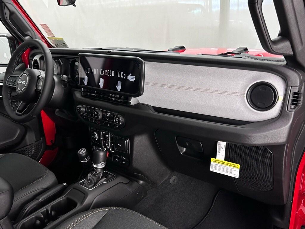 new 2025 Jeep Gladiator car, priced at $46,050