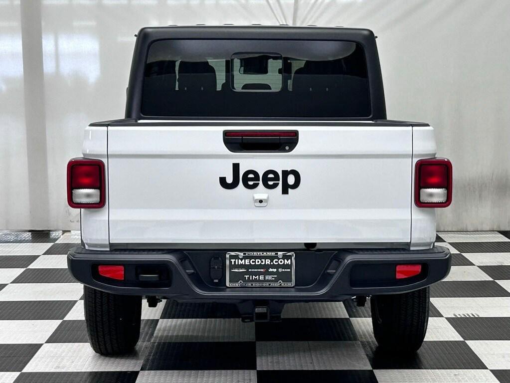 new 2025 Jeep Gladiator car, priced at $47,812