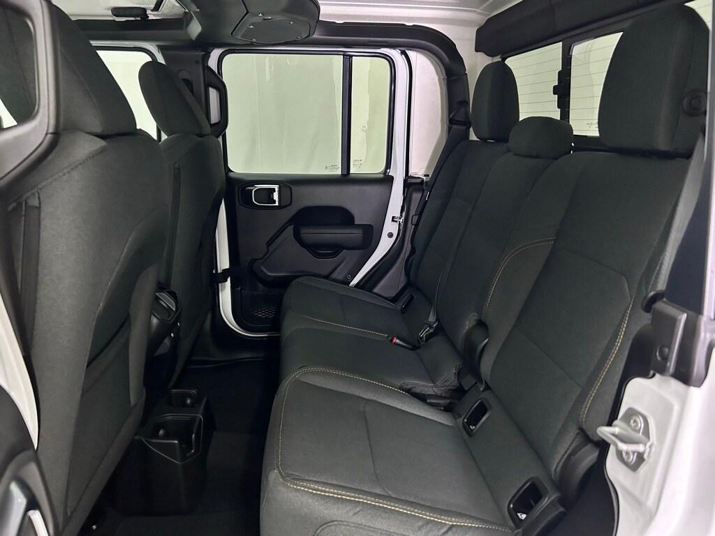 new 2025 Jeep Gladiator car, priced at $47,812
