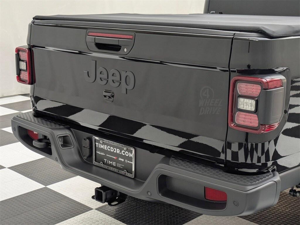 new 2025 Jeep Gladiator car, priced at $45,929