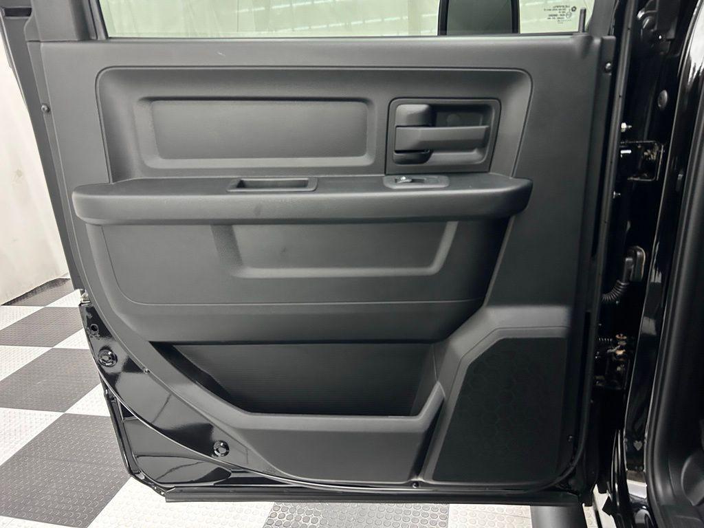 new 2025 Ram 2500 car, priced at $60,060