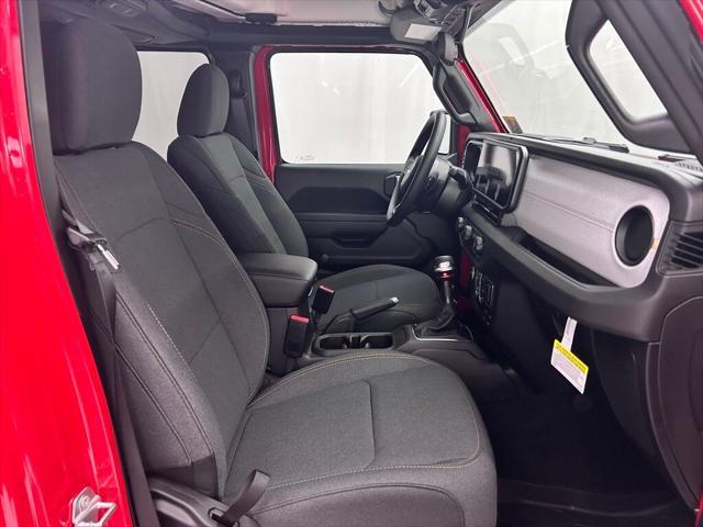 new 2025 Jeep Wrangler car, priced at $39,790