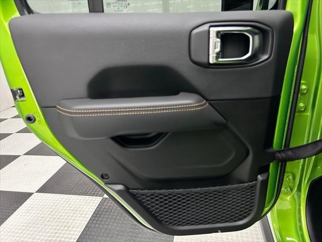 new 2025 Jeep Wrangler 4xe car