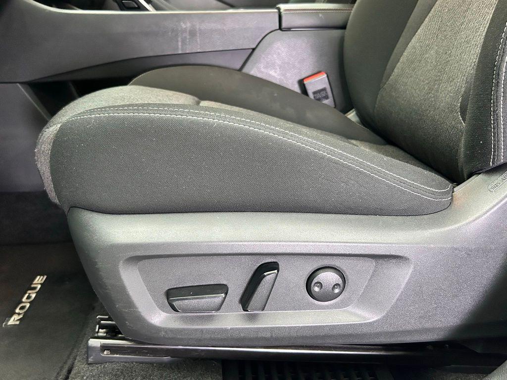 used 2024 Nissan Rogue car, priced at $20,897