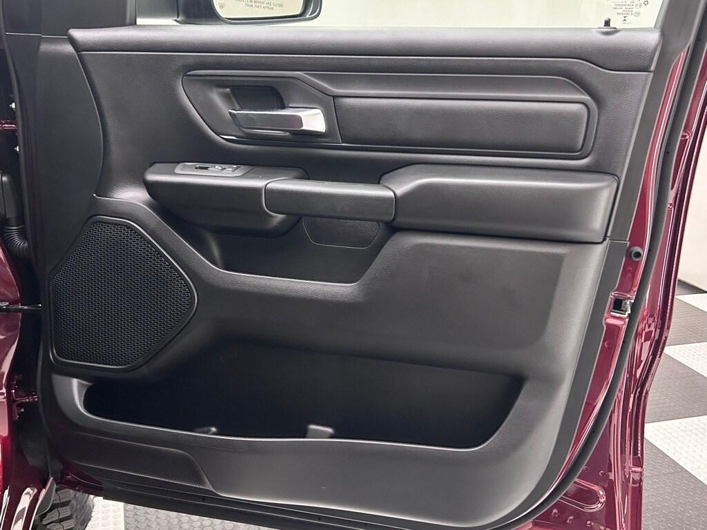 new 2025 Ram 1500 car