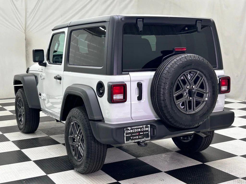 new 2025 Jeep Wrangler car, priced at $40,040