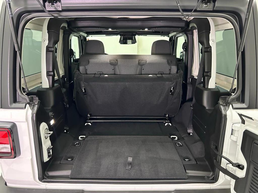 new 2025 Jeep Wrangler car, priced at $40,040