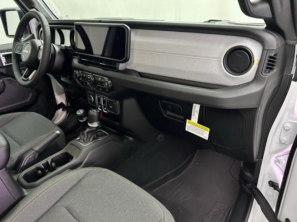 new 2025 Jeep Wrangler car, priced at $40,040