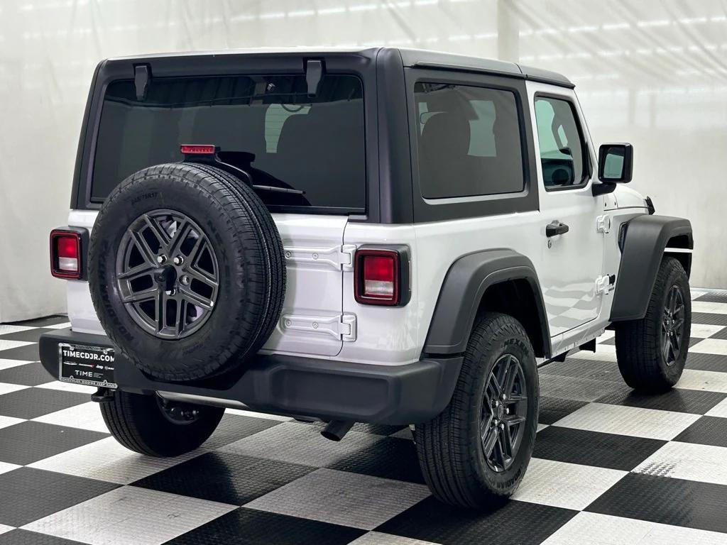 new 2025 Jeep Wrangler car, priced at $40,040