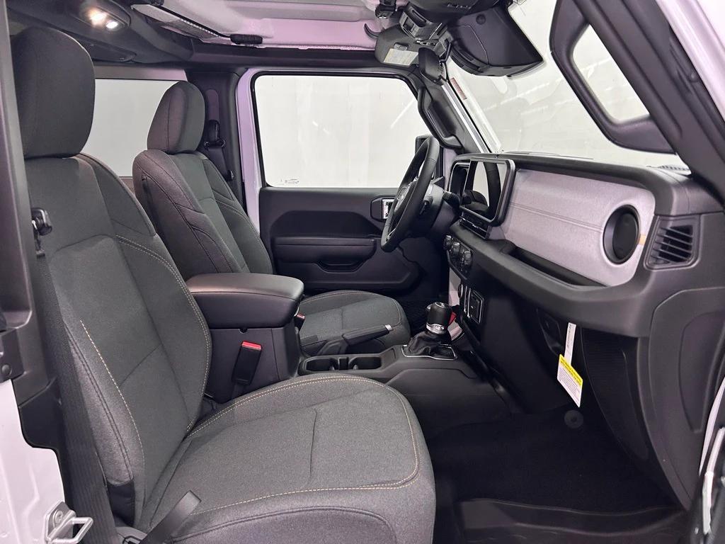 new 2025 Jeep Wrangler car, priced at $40,040