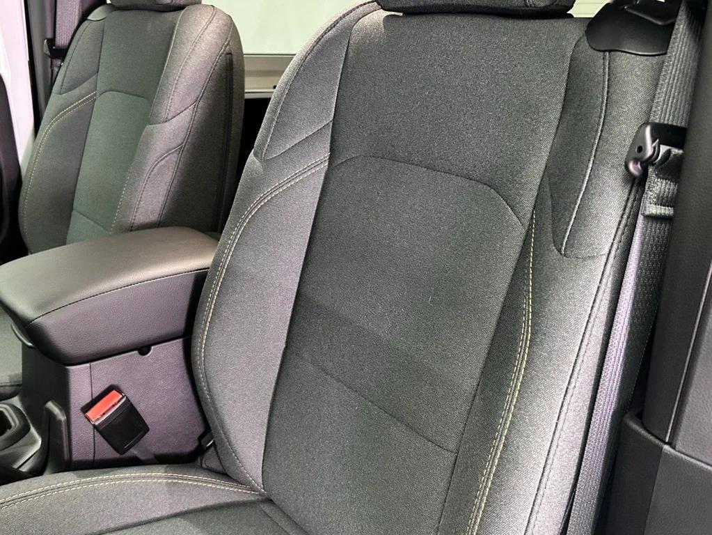 new 2025 Jeep Wrangler car, priced at $40,040