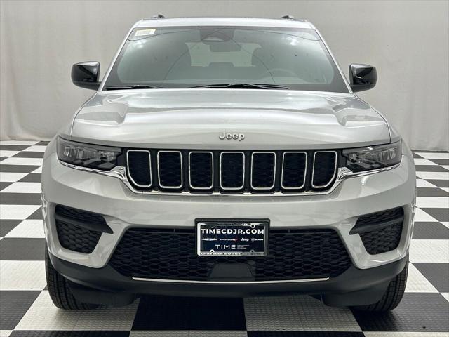 new 2025 Jeep Grand Cherokee car, priced at $36,999