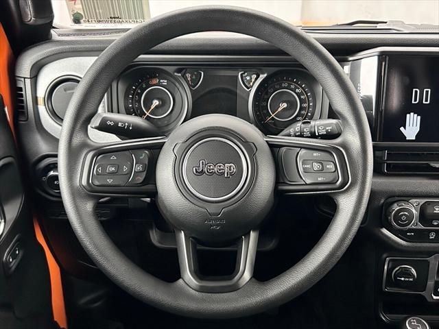 new 2025 Jeep Wrangler car, priced at $34,653