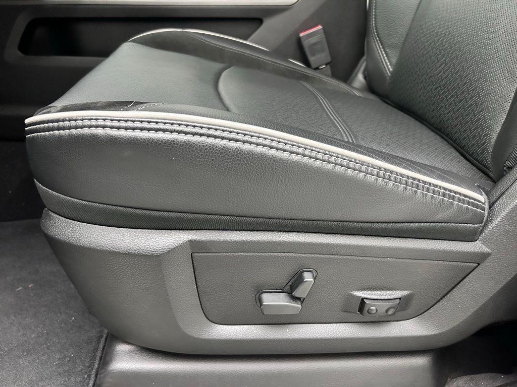 new 2025 Ram 2500 car, priced at $75,082