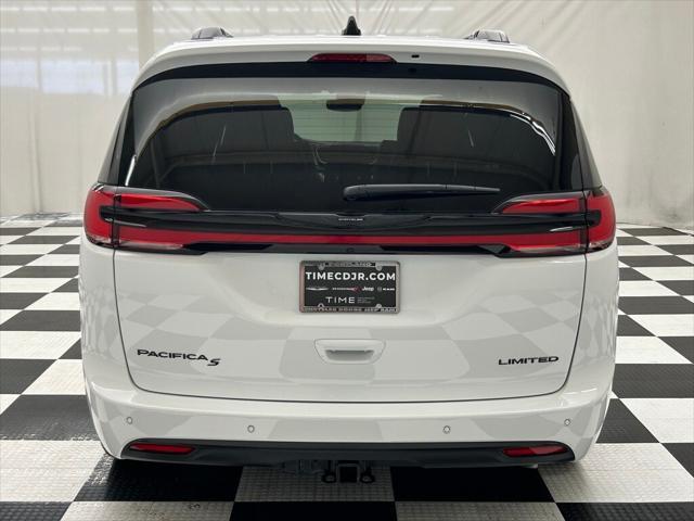 new 2025 Chrysler Pacifica car, priced at $51,235