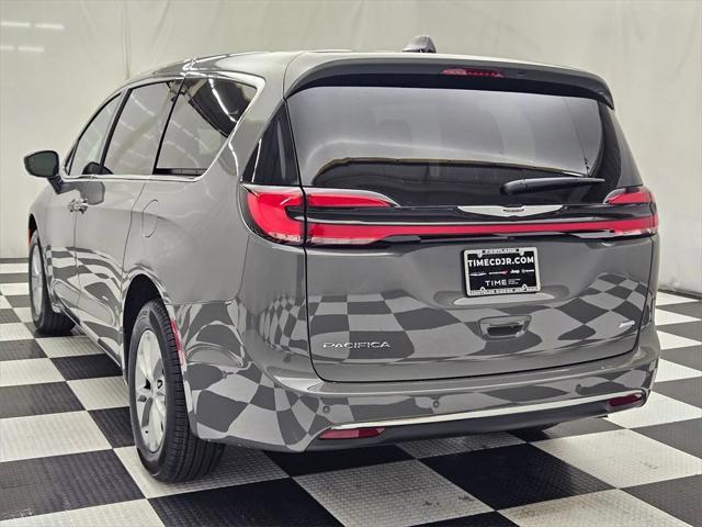 new 2025 Chrysler Pacifica car, priced at $46,509