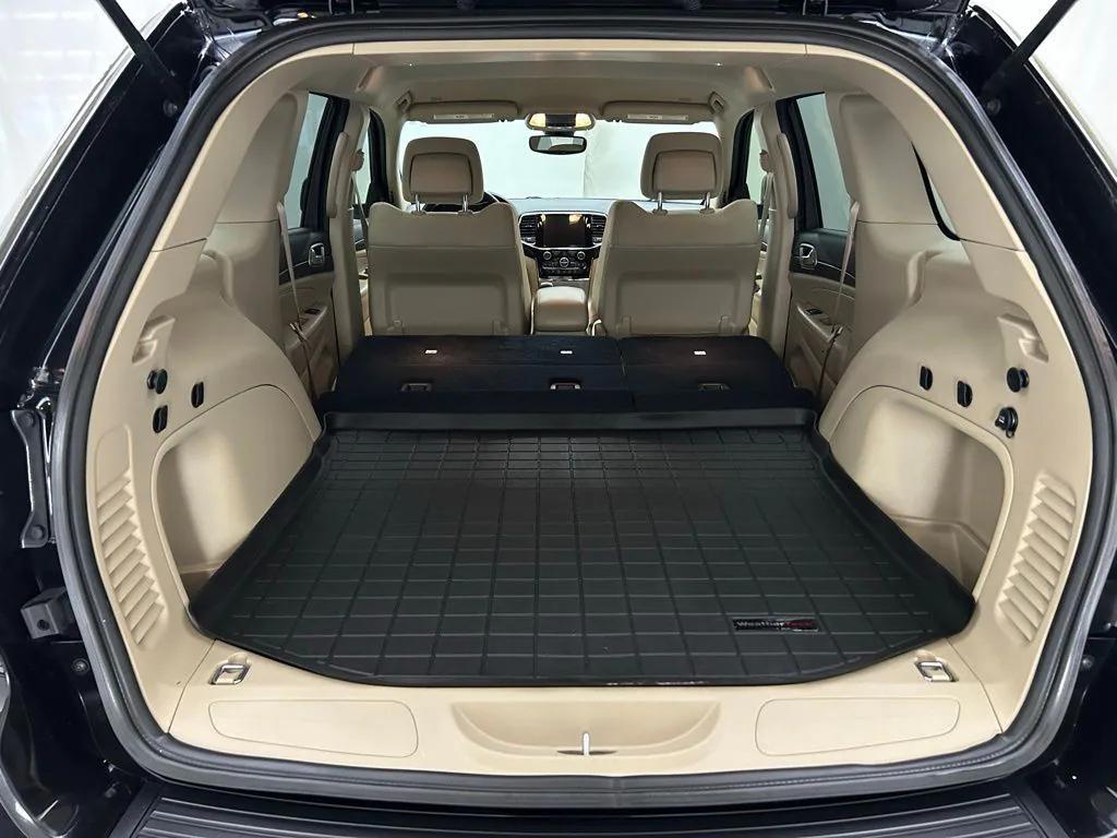 used 2022 Jeep Grand Cherokee car, priced at $20,897