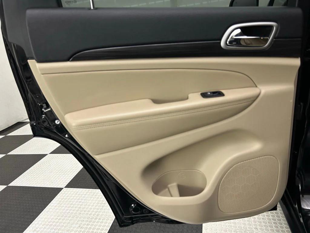 used 2022 Jeep Grand Cherokee car, priced at $20,897