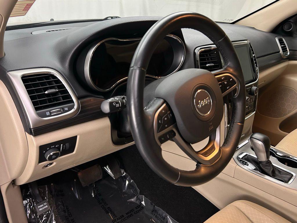 used 2022 Jeep Grand Cherokee car, priced at $20,897