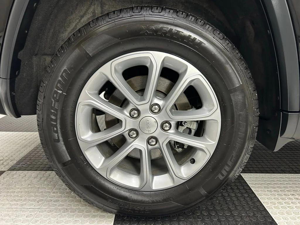 used 2022 Jeep Grand Cherokee car, priced at $20,897