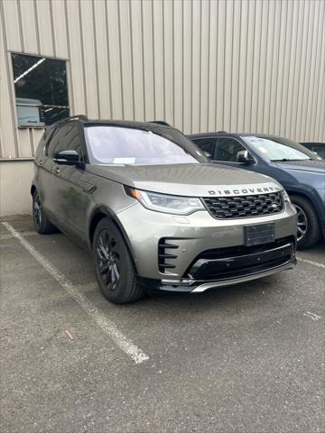 used 2022 Land Rover Discovery car, priced at $43,999