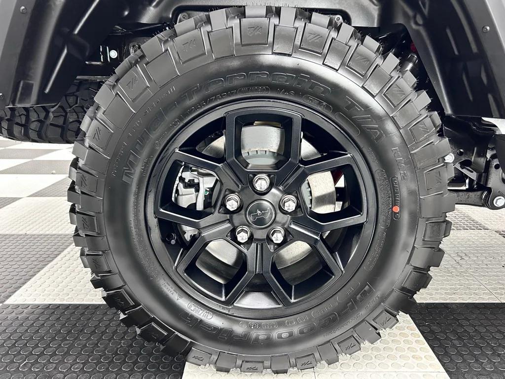 new 2025 Jeep Gladiator car, priced at $49,797
