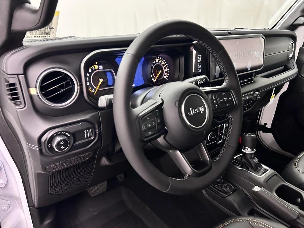 new 2025 Jeep Gladiator car, priced at $49,797
