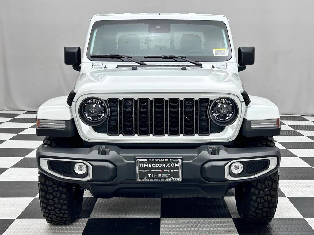 new 2025 Jeep Gladiator car, priced at $49,797