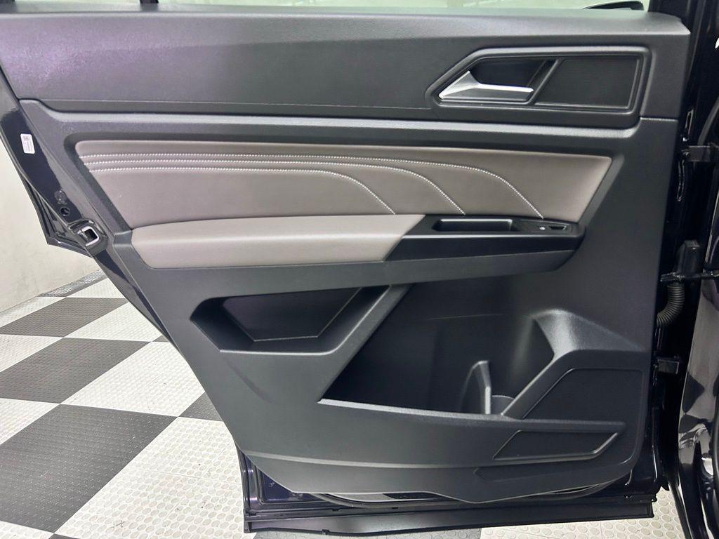 used 2021 Volkswagen Atlas Cross Sport car, priced at $24,699