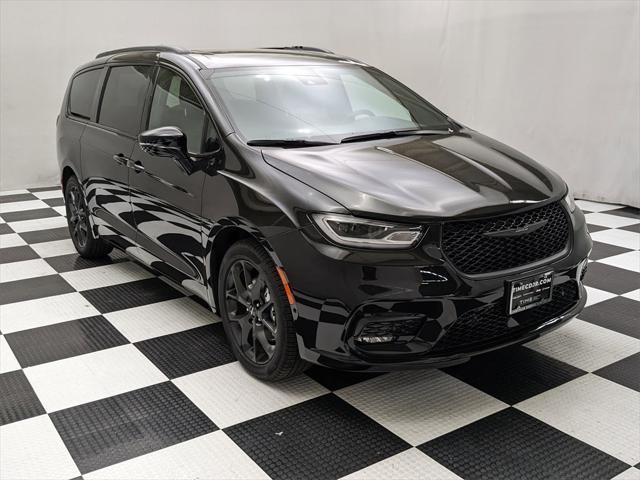 new 2024 Chrysler Pacifica car, priced at $49,790