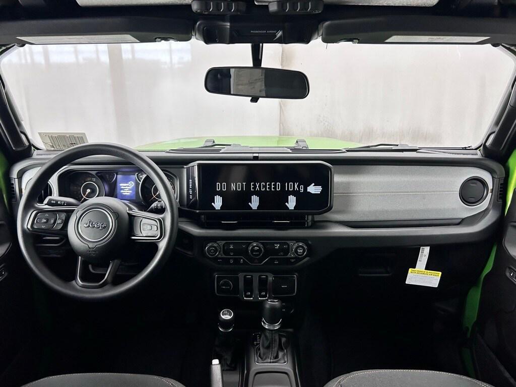 new 2025 Jeep Wrangler car