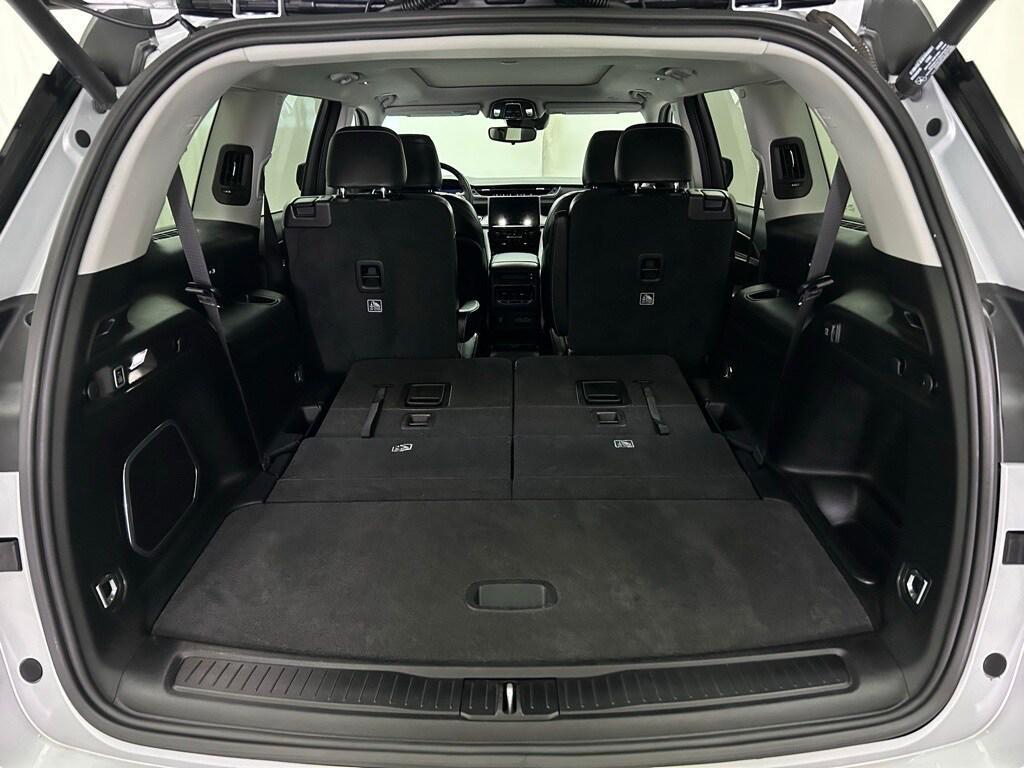 used 2022 Jeep Grand Cherokee L car, priced at $30,980