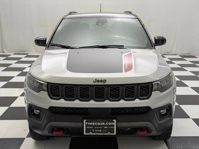 new 2025 Jeep Compass car, priced at $39,590