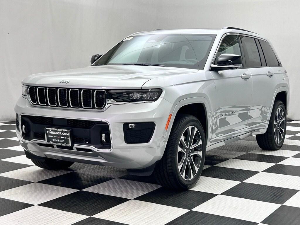new 2025 Jeep Grand Cherokee car, priced at $59,230