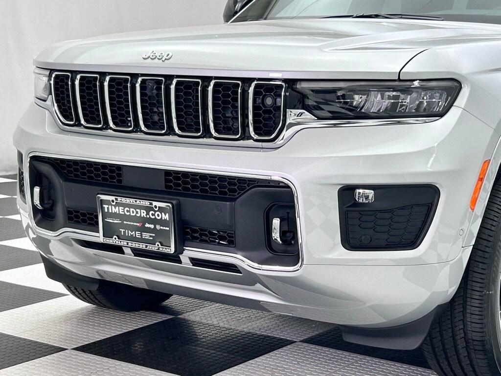 new 2025 Jeep Grand Cherokee car, priced at $59,230