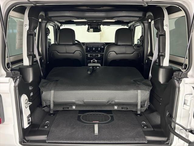 new 2025 Jeep Wrangler car, priced at $55,565