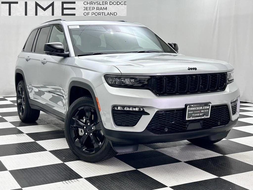 new 2025 Jeep Grand Cherokee car, priced at $47,655