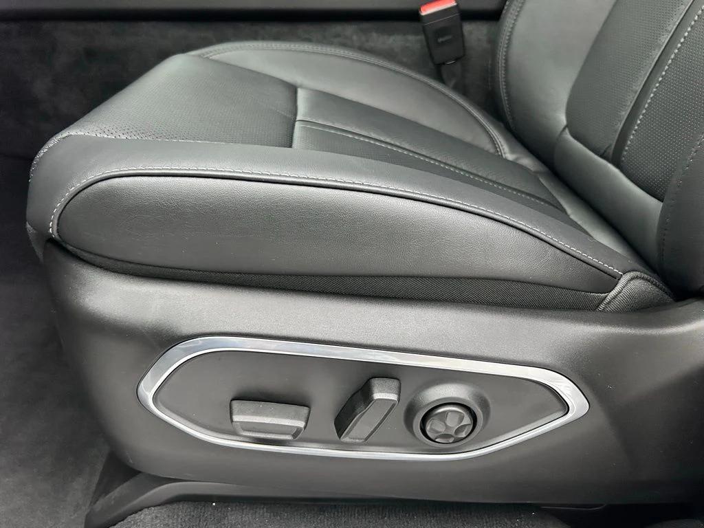 new 2025 Jeep Wagoneer car, priced at $68,256