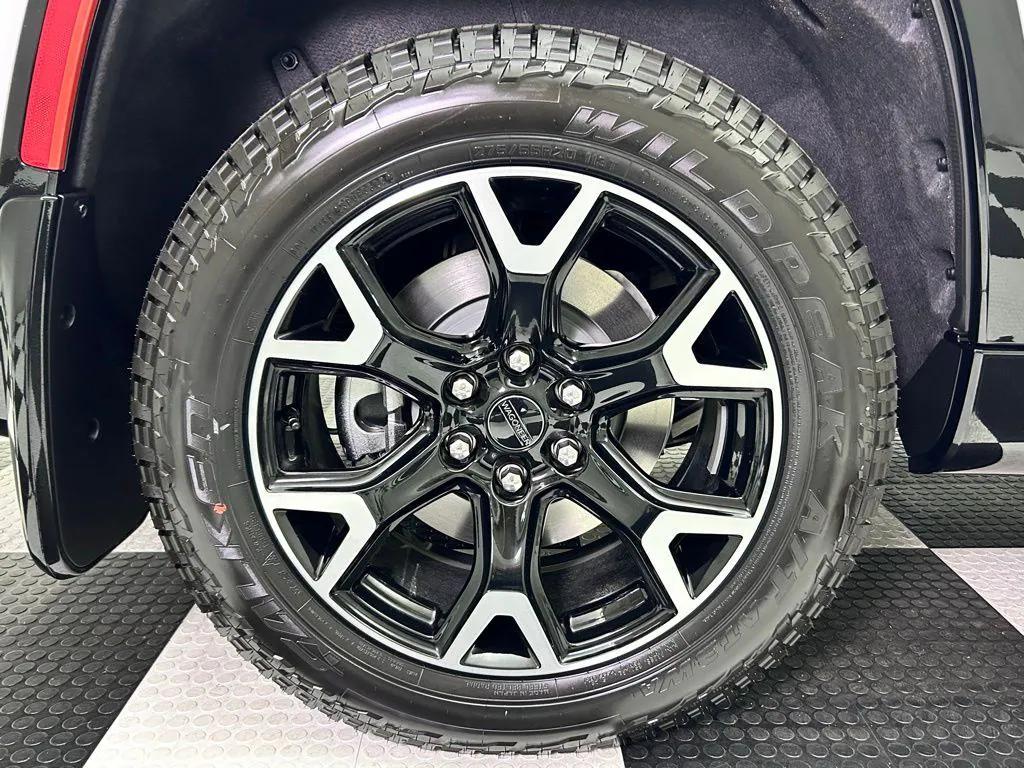 new 2025 Jeep Wagoneer car, priced at $68,256